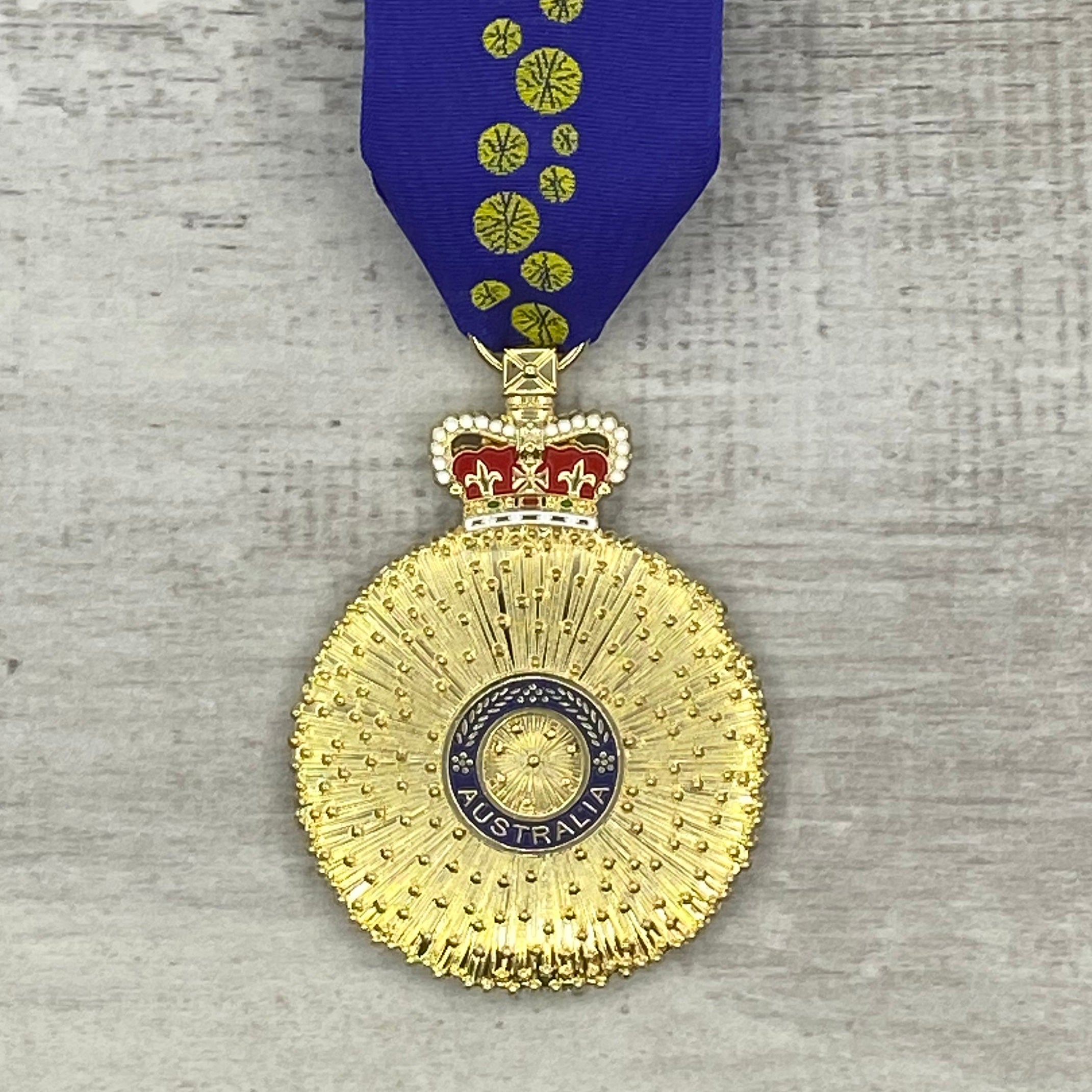 Officer of The Order of Australia (AO) - Foxhole Medals