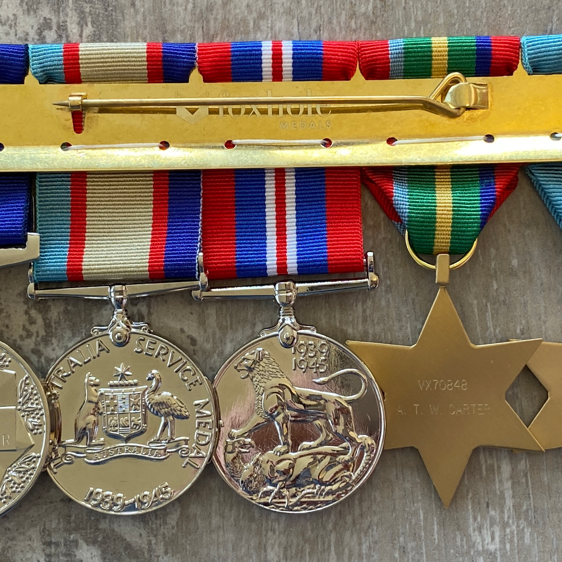 MEDAL MOUNTING - Court or Swing - Full Size/Miniature 