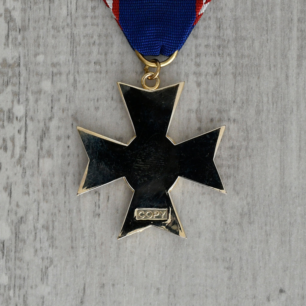 Lieutenant of the Royal Victorian Order (LVO) - Foxhole Medals