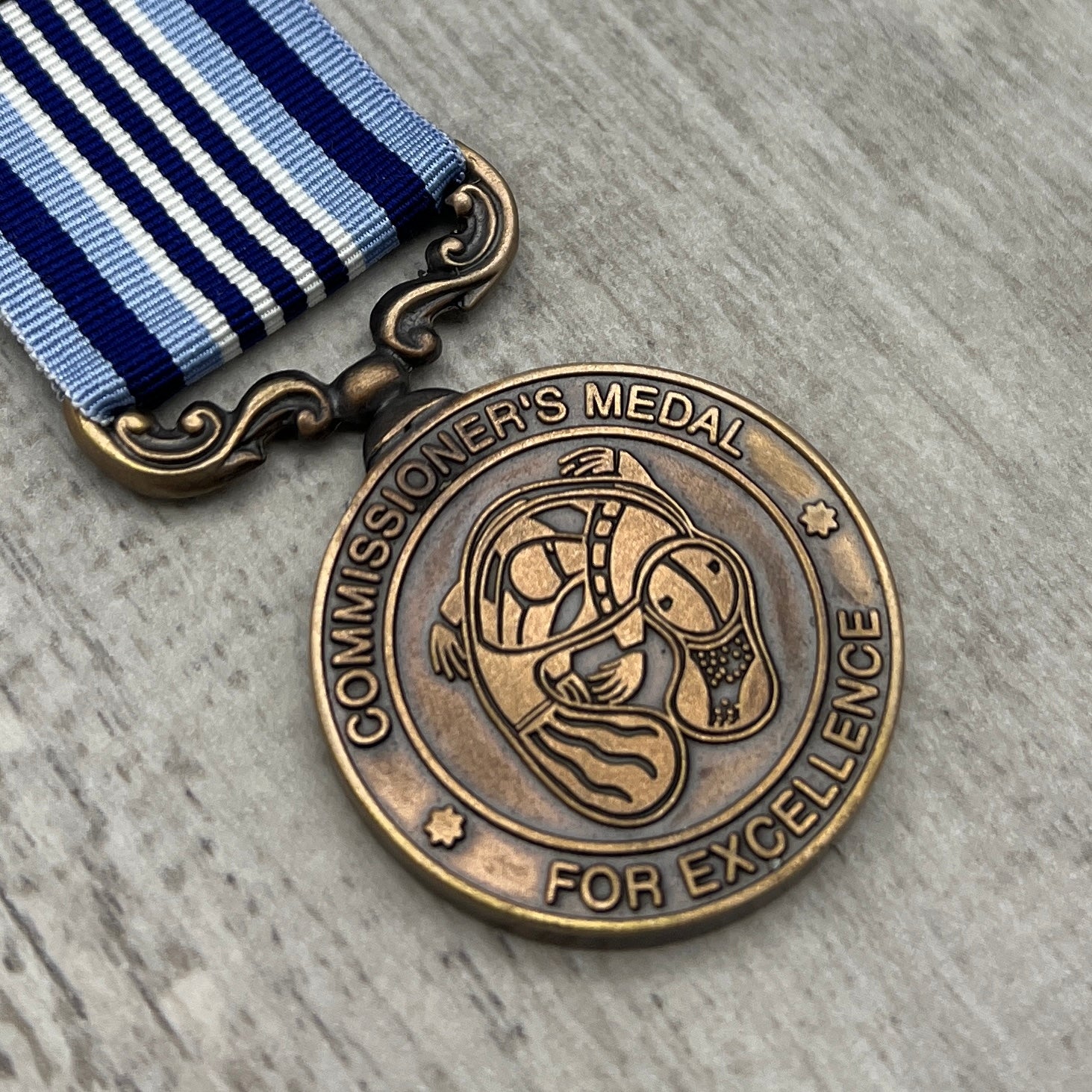 Australian Federal Police - Commissioner's Medal For Excellence - Foxhole Medals