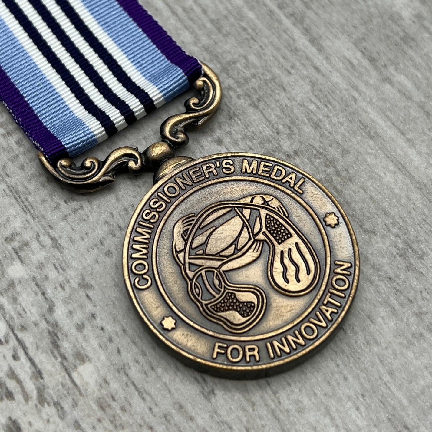 Australian Federal Police - Commissioner's Medal For Innovation - Foxhole Medals