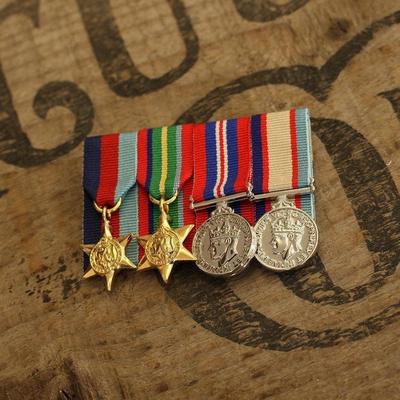 WW2 Pacific Group - Foxhole Medals